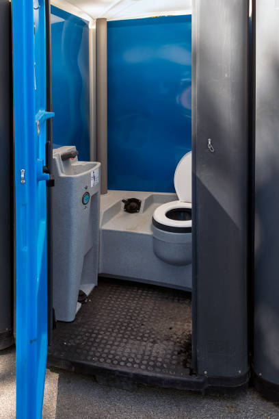 Best Emergency porta potty rental  in Eleanor, WV